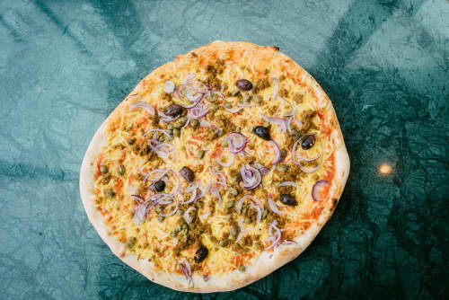 Pizza Tu-Nah Cipolla Pizza Tu-Nah Cipolla