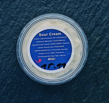 Sour Cream-Dip Klein