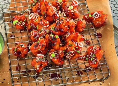 Cauli Wings (Veggie) + Sesam Cauli Wings (Veggie) + Sesam