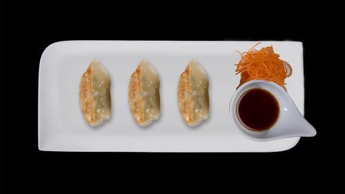 8c - Gyoza vegetarisch (3 Stk.) 8c - Gyoza vegetarisch (3 Stk.)