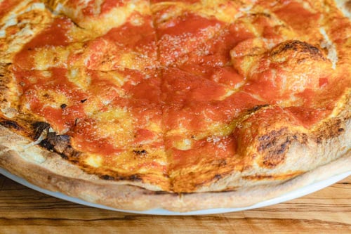 Pizzabrot Tomate-Knoblauch
