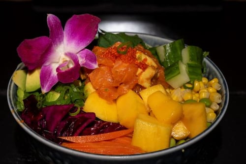 Lachs Poké Bowl