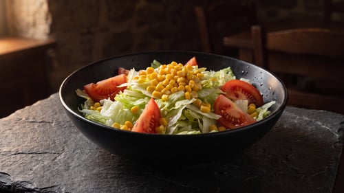 Mais-Tomaten-Salat