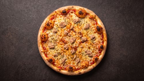Pizza Tonno