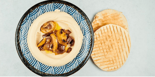 Hummos mit Champignons