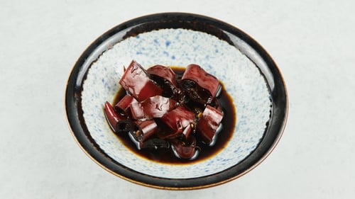 Hausgemachte Peperoni-Balasamico-Soße