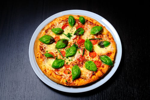 Pizza Basilikum Medium 26cm