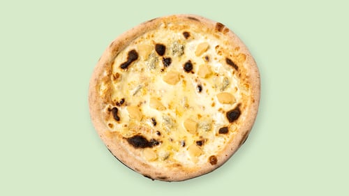 Pizza mit Birne und Gorgonzola