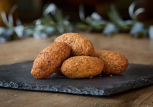 hausgemachte Falafel mit veganer Aioli