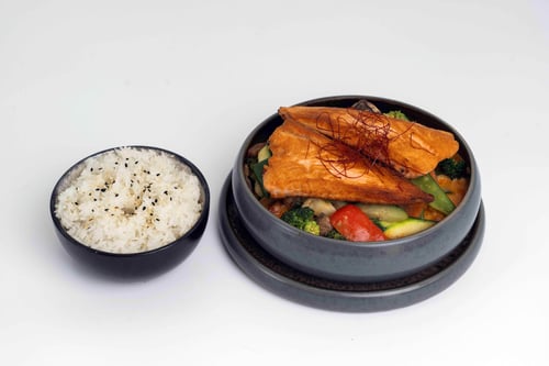 170 - Lachs Curry (leicht scharf)