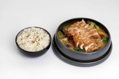 131 - Knuspriges Chicken Erdnuss