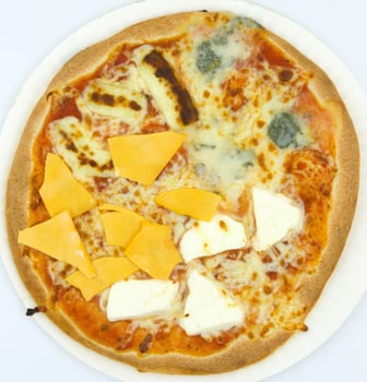 Pizza Quattro Formaggi ø 32cm