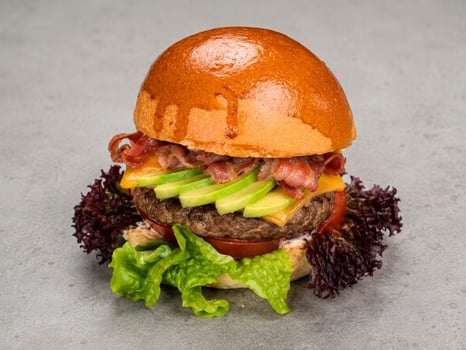 Avocado Bacon Angus-Burger Avocado Bacon Angus-Burger