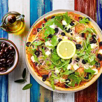Pizza Greek Classic Pizza Greek Classic
