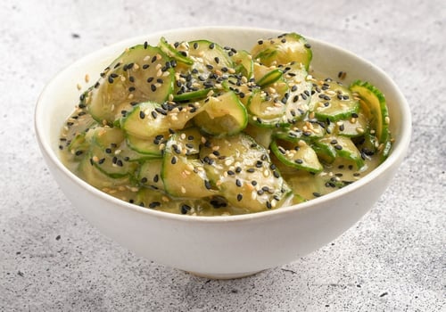 Japanischer Gurkensalat