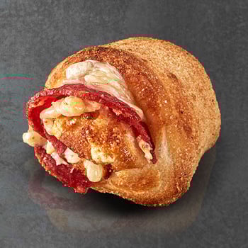 Gefüllte Pizzabrötchen mit Salami und Käse 12er