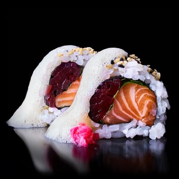 PREMIUM LACHS - ROTE BEETE - TRÜFFEL ROLL  8pc.