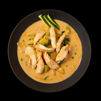 Erdnuss mit Hähnchen
