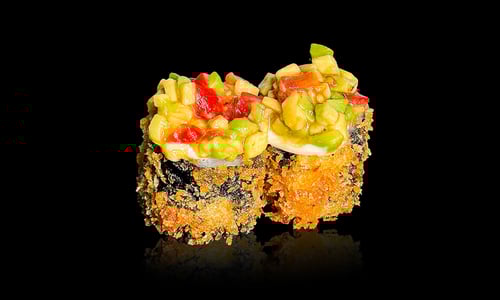 Crunchy Avocado Roll (Vegan)