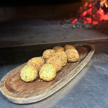 Falafel-Bällchen 8 Stk. Einzeln Falafel-Bällchen 8 Stk. Einzeln