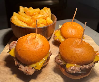 Aqua Burger Menü