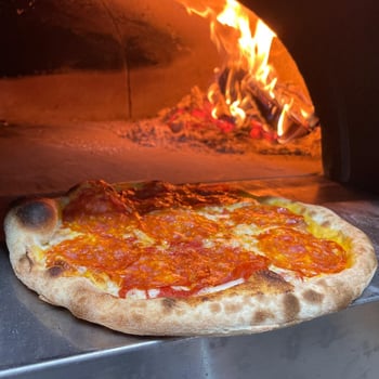 Pizza Salame Piccante