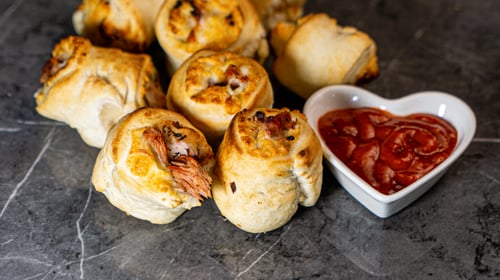 Pizzabrötchen Thunfisch Pizzabrötchen Thunfisch