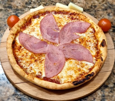 Pizza Schinken Family