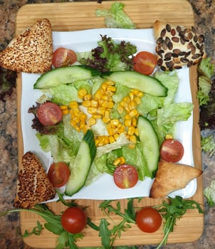 Tchizza Salat (medium)