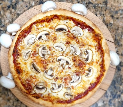 Pizza Funghi Jumbo