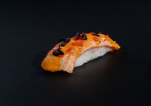54.Lachs Aburi Nigiri