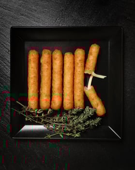 88.Crispy Mozzarella Sticks