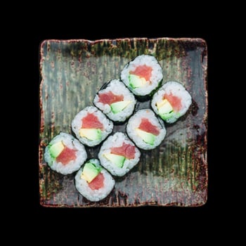 Tuna Avo Maki 