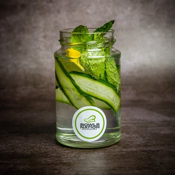 Gin Tonic im Glas