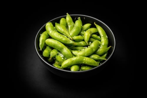 Edamame mit Salz