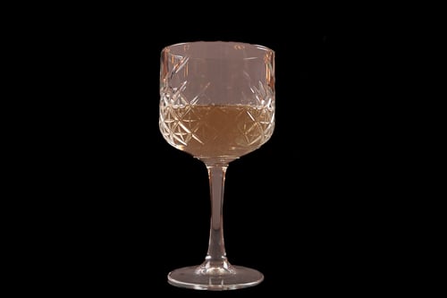 Glas Weißwein Grauburgunder