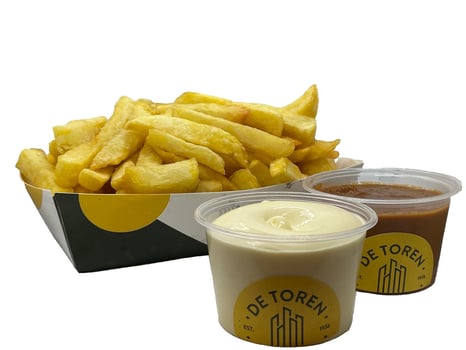 Grote friet sate mayonaise