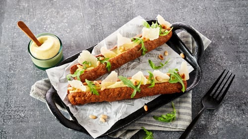 Frikandel special Italiaans