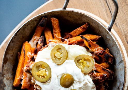 Chili Cheese Süsskartoffel Fries Chili Cheese Süsskartoffel Fries