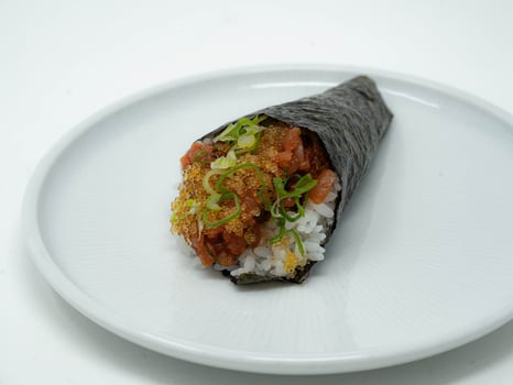 Temaki Spicy Tuna (1 Stück) Temaki Spicy Tuna (1 Stück)