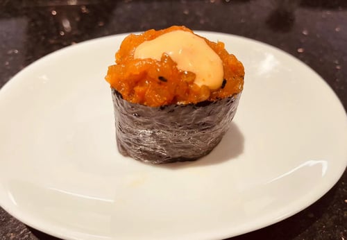 G4 Spicy Lachs Gunkan
