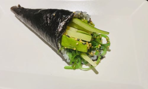 TM6. Wakame Temaki
