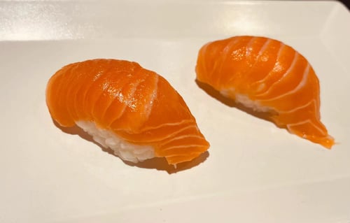 N4. Salmon Nigiri