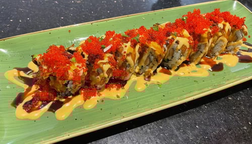 O18.A Oishii Special Roll 2 mit Surimi O18.A Oishii Special Roll 2 mit Surimi