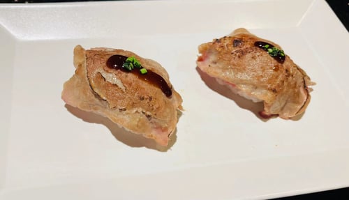 N12 FLAMED BEEF NIGIRI 