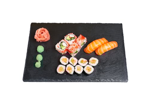L4 Petite Lunch