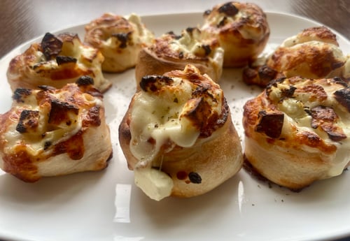 58. Pizzabrötchen Feta & Grillkäse