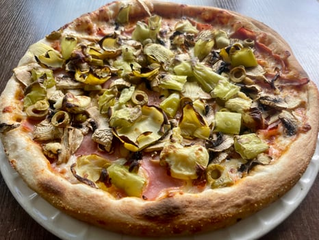 18. Pizza Capricciosa 18. Pizza Capricciosa