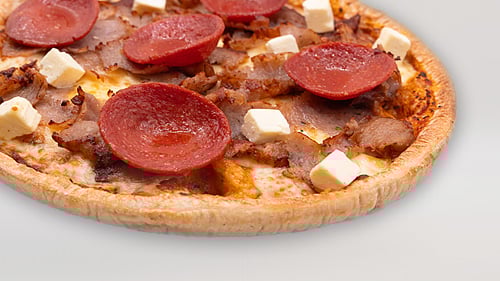 Pizza Bellini Mittel, ø 26cm Pizza Bellini Mittel, ø 26cm