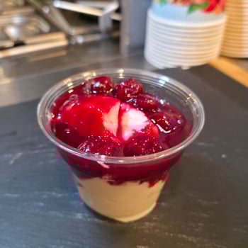 Milchreis mit Kirschgrütze